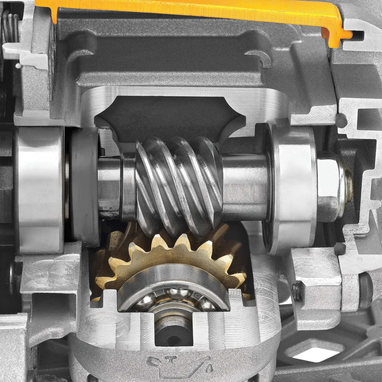 15-Amp 7-1/4-in Worm Drive Corded Circular Saw